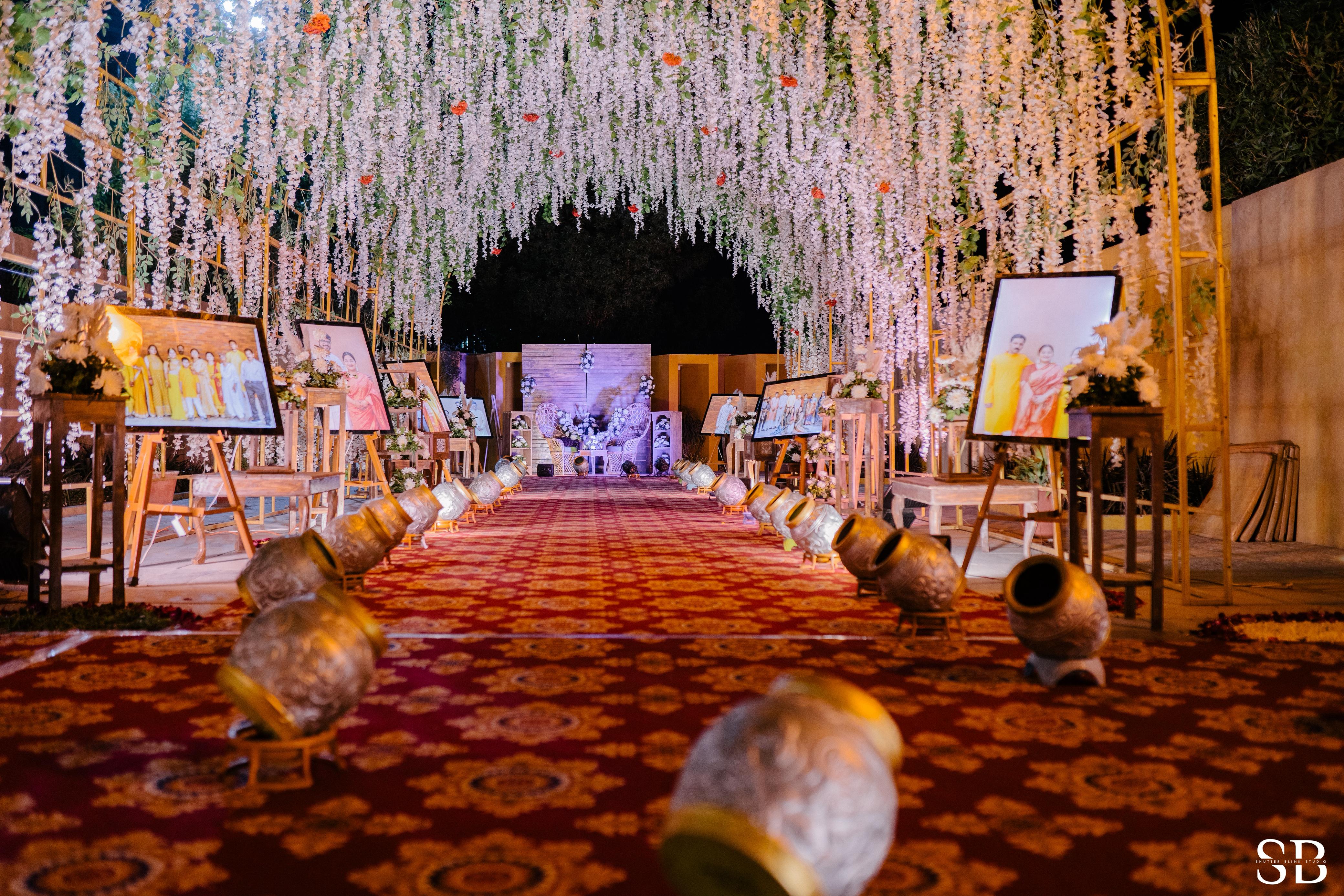 Production board: layouts, run sheets, lighting cues